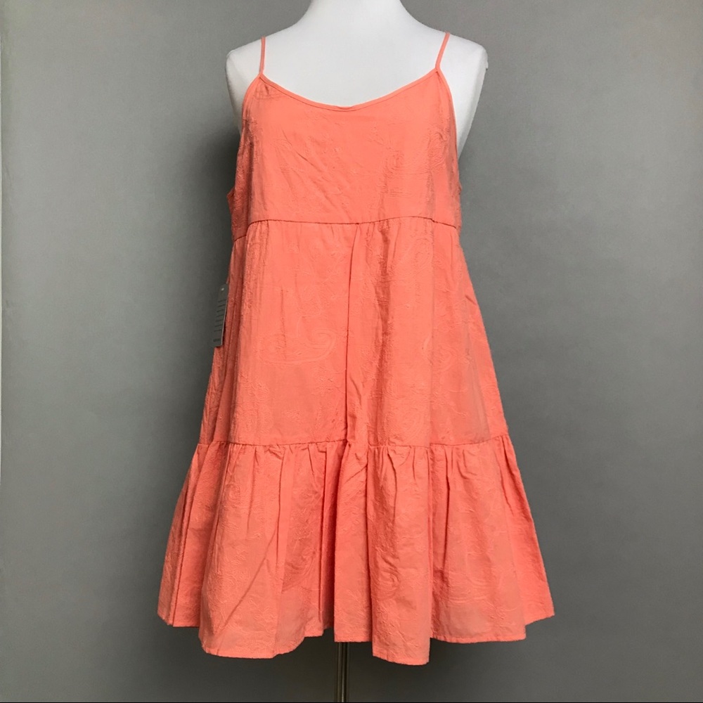 BB Dakota Dress Peach Grapefruit Kendra Paisley